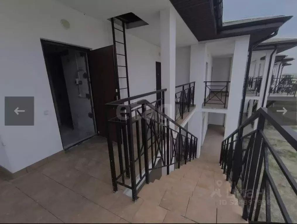 Студия Крым, Черноморский район, с. Межводное ш. Черноморское, 35 ... - Фото 1