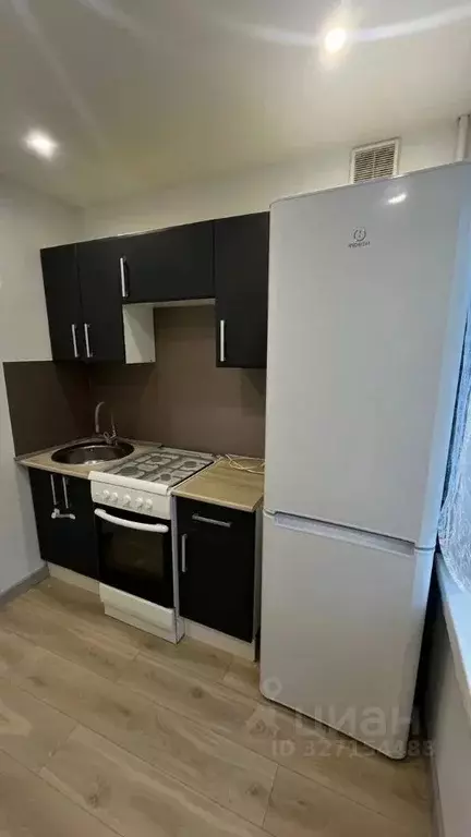 2-к кв. Московская область, Реутов Комсомольская ул., 5а (38.0 м) - Фото 2