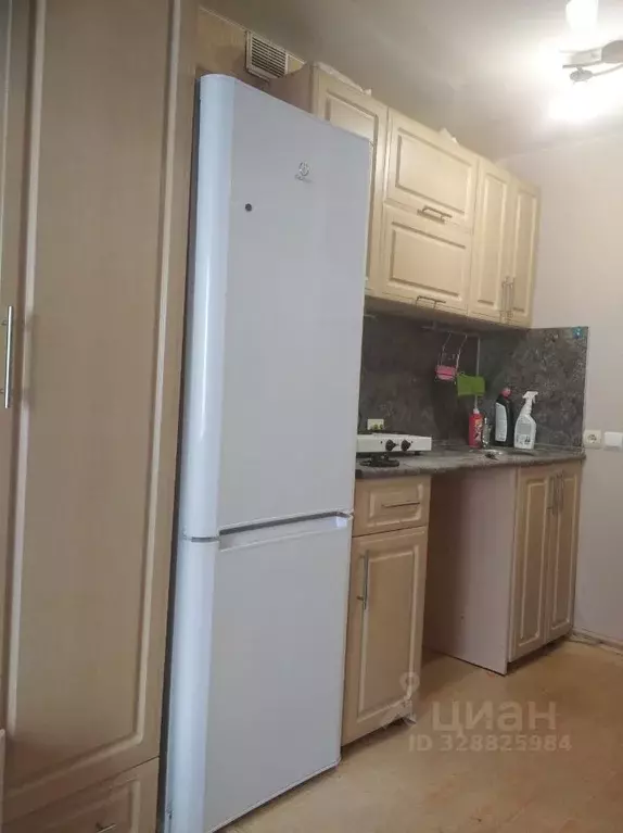 Комната Ульяновская область, Ульяновск ул. Стасова, 34 (12.5 м) - Фото 1