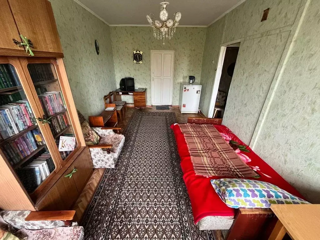 1-к кв. Омская область, Омск просп. Мира, 84 (30.0 м) - Фото 1