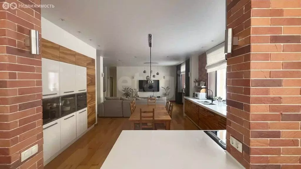 3-комнатная квартира: Новосибирский район, рабочий посёлок Краснообск, ... - Фото 2