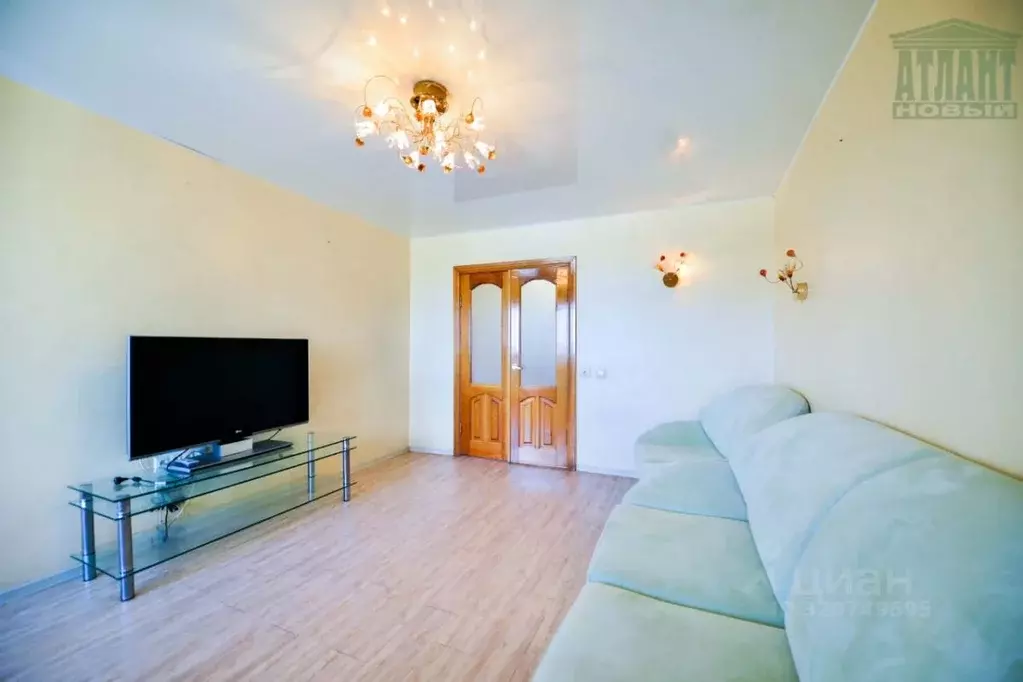 3-к кв. Хабаровский край, Хабаровск ул. Карла Маркса, 143Е (62.0 м) - Фото 1