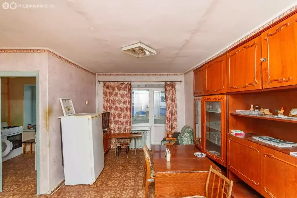 3-комнатная квартира: Ишим, Малая Садовая улица, 60 (49.6 м) - Фото 1