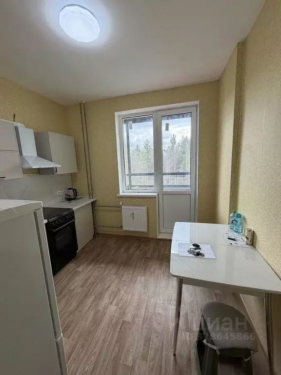 1-к кв. Ленинградская область, Кингисепп пер. Юности, 4 (37.0 м) - Фото 1