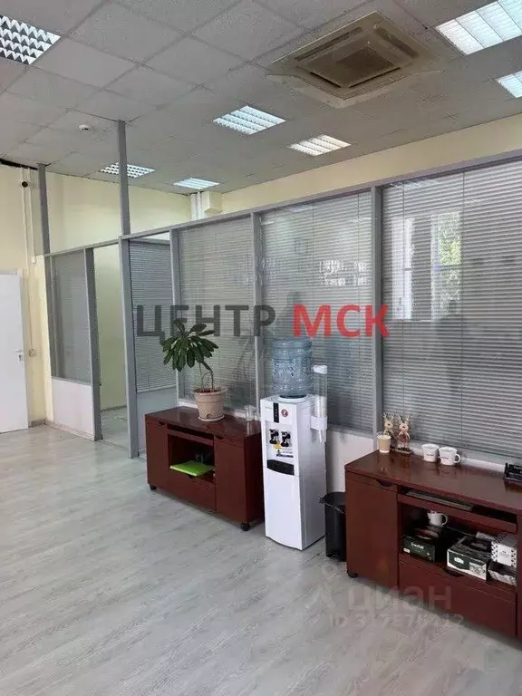 Офис в Москва ул. Архитектора Власова, 3 (160 м) - Фото 1