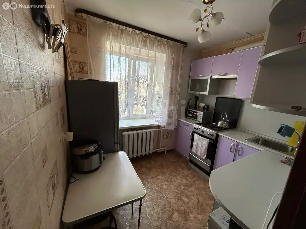 1-комнатная квартира: посёлок городского типа Медведево, Комсомольская ... - Фото 2