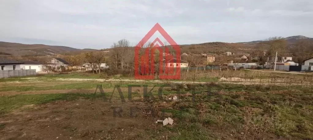 Участок в Севастополь с. Передовое, ул. Водопадная (15.0 сот.) - Фото 1