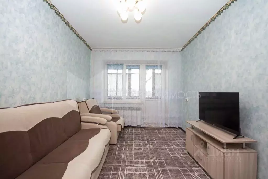 2-к кв. Тюменская область, Тюмень ул. Мельникайте, 103 (42.0 м) - Фото 1
