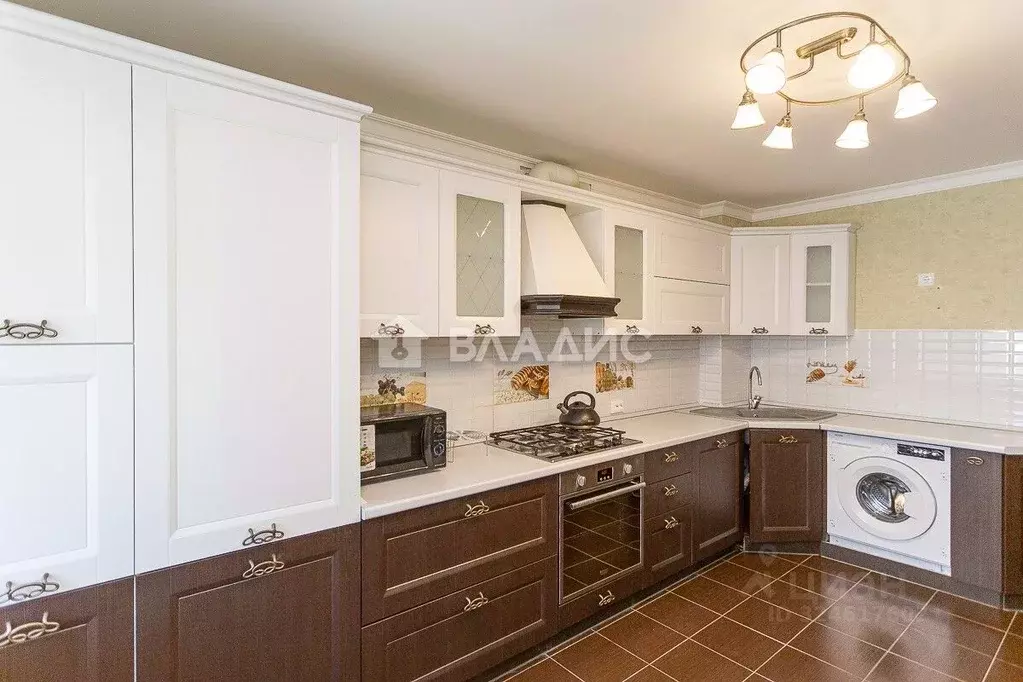 2-к кв. Владимирская область, Владимир ул. Сурикова, 10а (59.8 м) - Фото 2