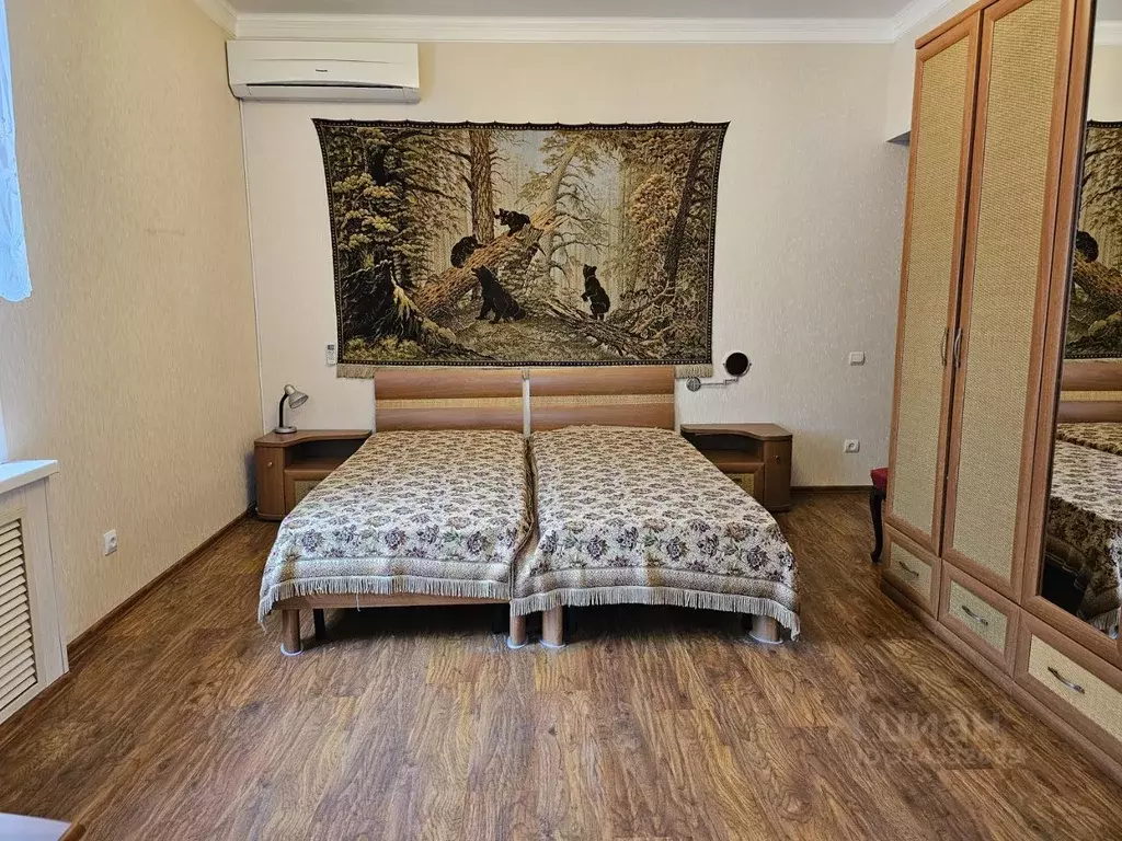 2-к кв. Нижегородская область, Нижний Новгород ул. Минина, 1 (76.5 м) - Фото 0