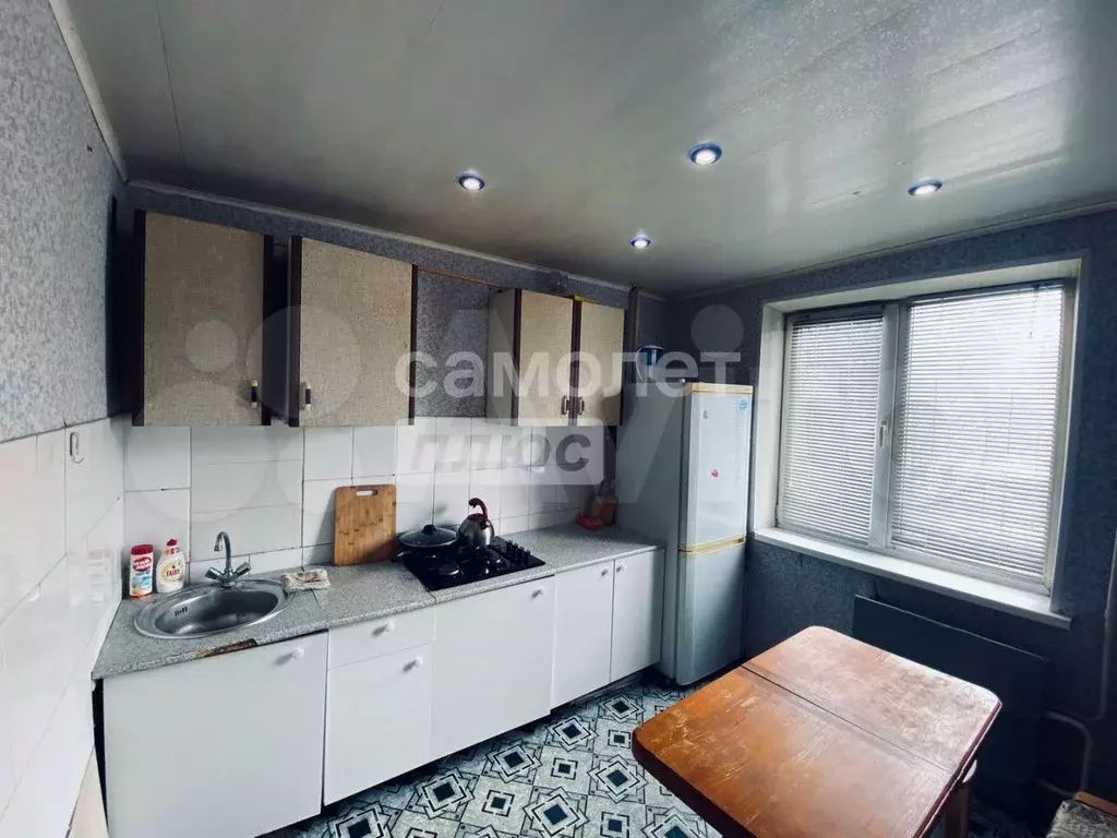 2-к. квартира, 42,6 м, 2/5 эт. - Фото 0