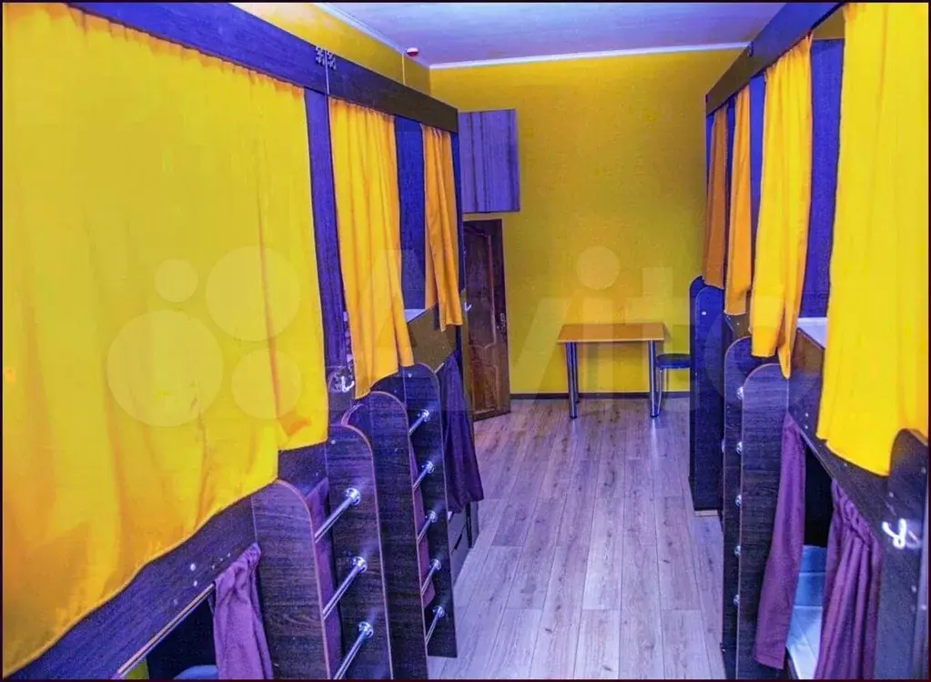 Койко-место 24 м, 2/3 эт. - Фото 1