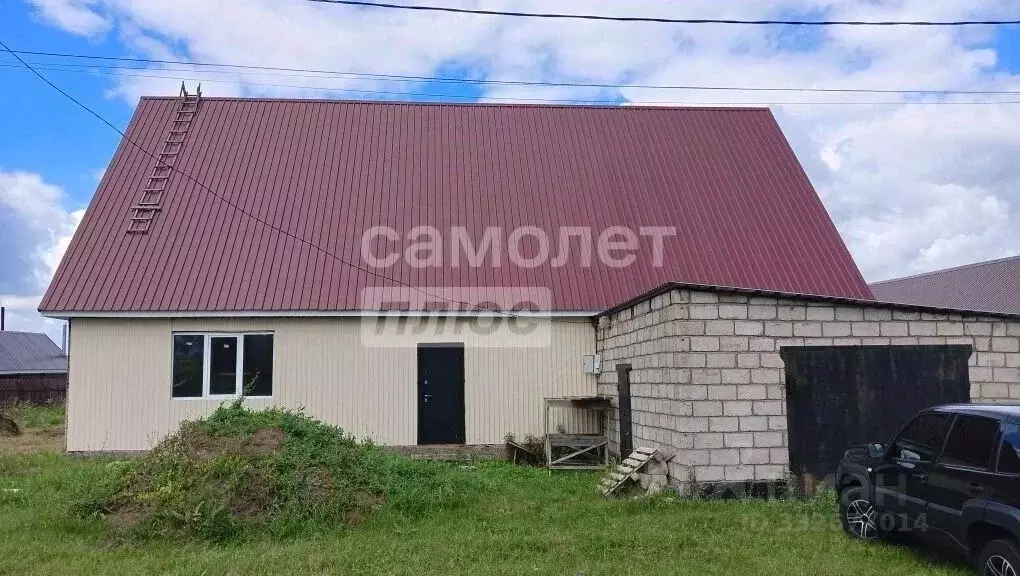 Дом в Башкортостан, Куюргазинский район, Ермолаевский сельсовет, с. ... - Фото 2