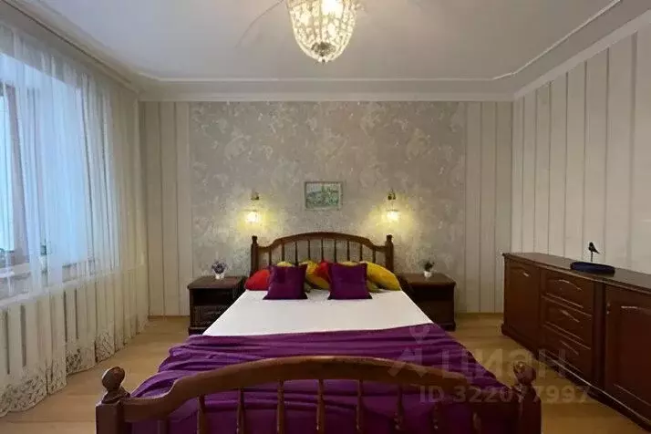 2-к кв. Башкортостан, Уфа ул. Гоголя, 63 (73.0 м) - Фото 1