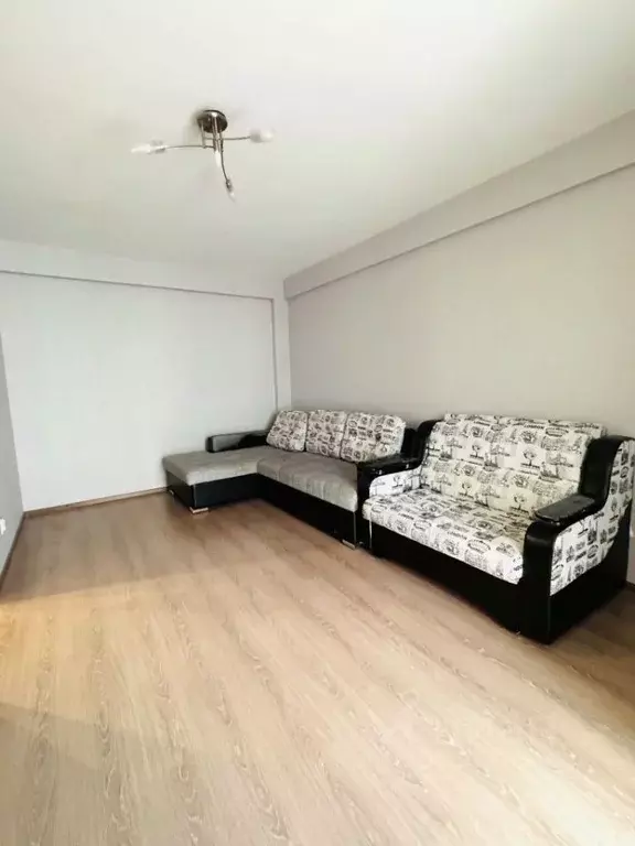 1-к кв. Нижегородская область, Нижний Новгород бул. Южный, 13 (35.3 м) - Фото 0