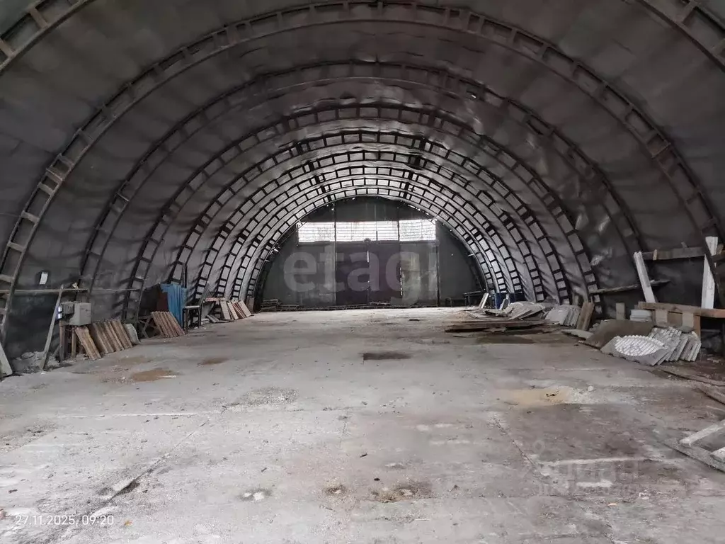 Склад в Воронежская область, Грибановский район, с. Верхний Карачан ... - Фото 1