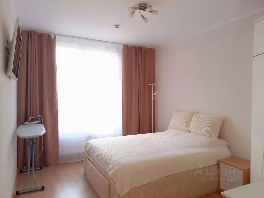 2-к кв. Санкт-Петербург ул. Адмирала Черокова, 18к2 (55.0 м) - Фото 0