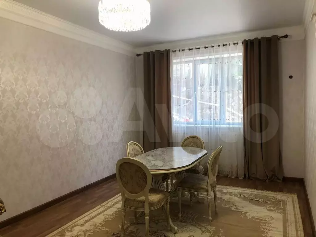 2-к. квартира, 70 м, 1/4 эт. - Фото 0