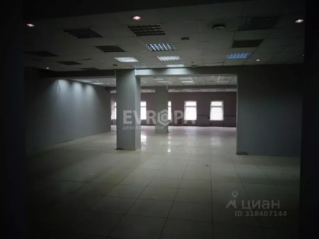 Торговая площадь в Ульяновская область, Ульяновск ул. Карла Маркса, 19 ... - Фото 1