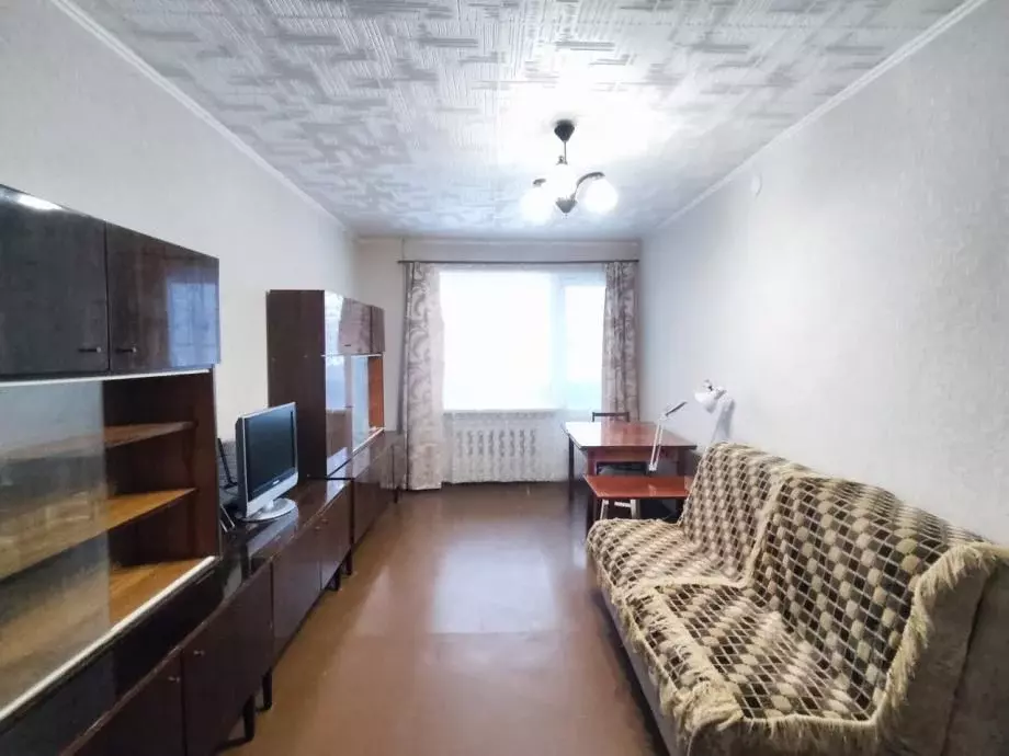 2-к кв. Пермский край, Березники ул. Черняховского, 38 (43.8 м) - Фото 0