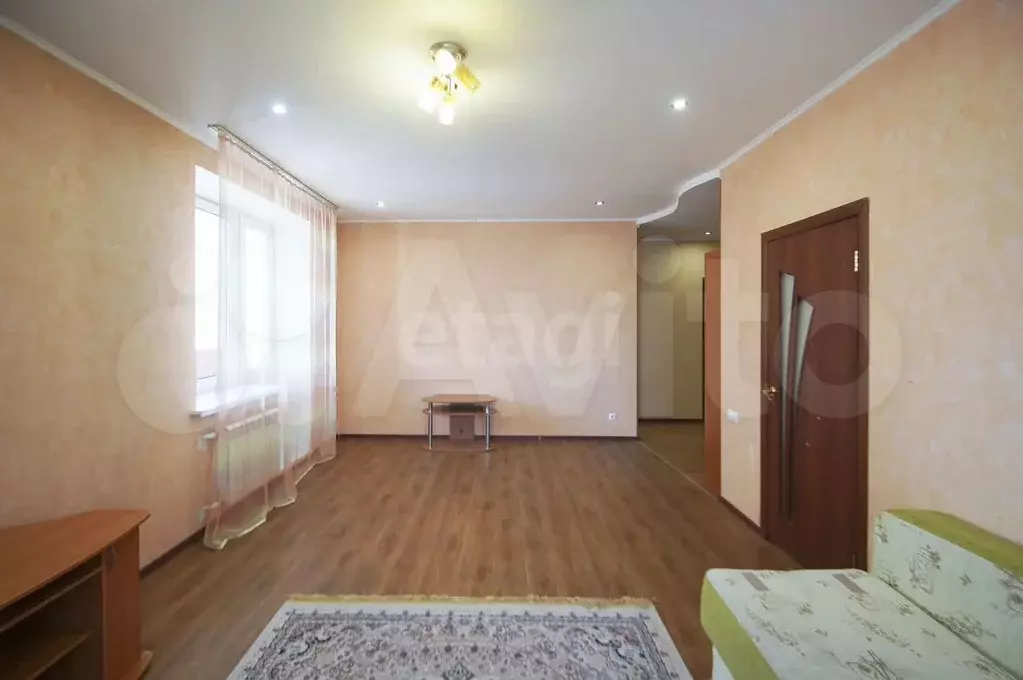 1-к. квартира, 70 м, 2/15 эт. - Фото 0