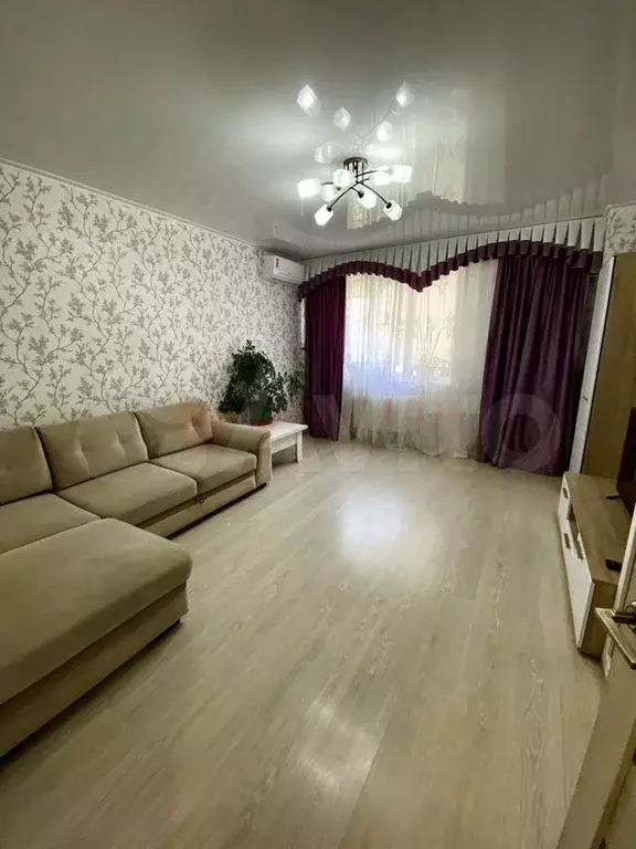 2-к. квартира, 67 м, 1/15 эт. - Фото 0