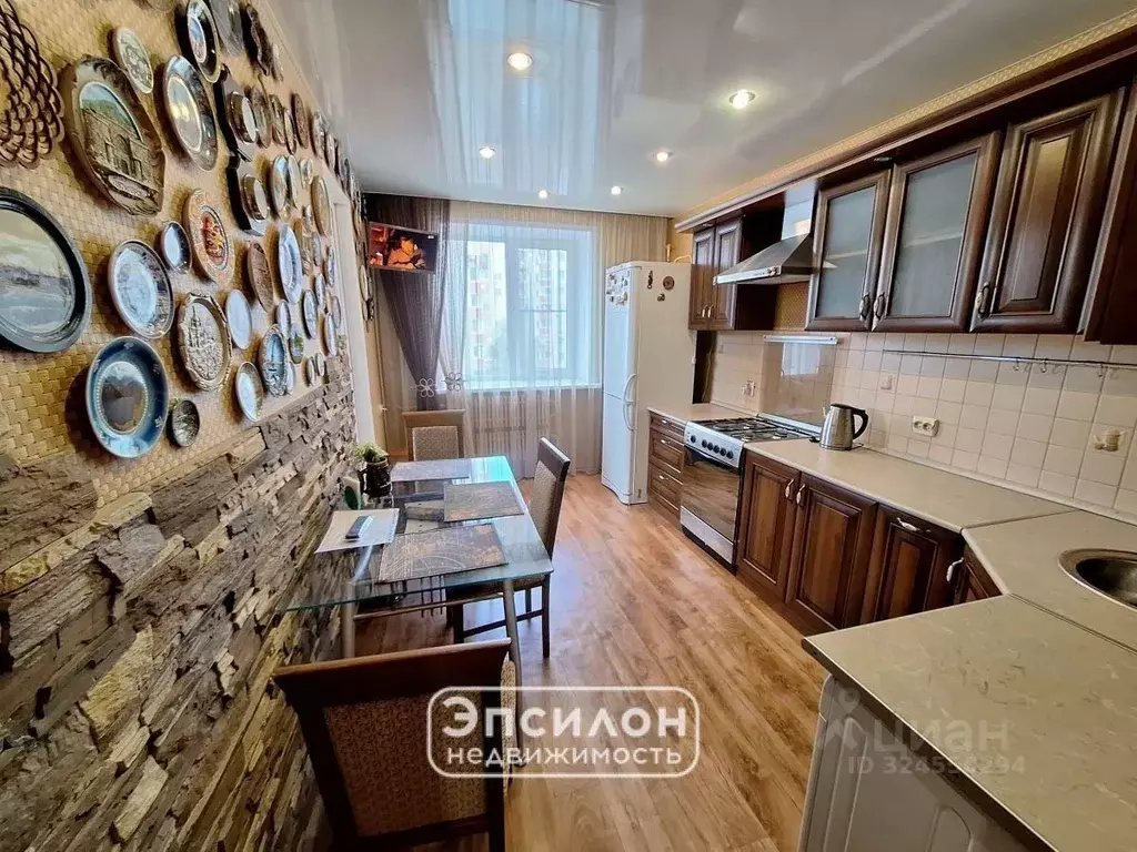 2-к кв. Курская область, Курск Орловская ул., 1 (64.5 м) - Фото 2