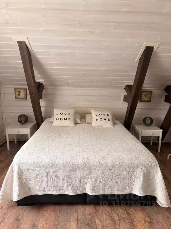 3-к кв. Карелия, Сортавала ул. 40 лет ВЛКСМ, 9 (80.0 м) - Фото 0