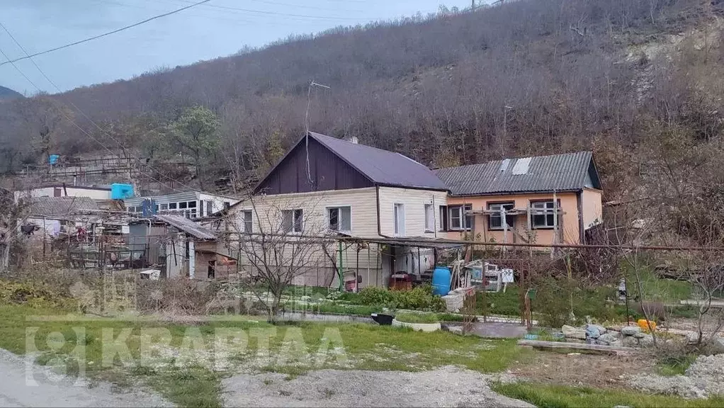 Дом в Краснодарский край, Новороссийск Водная ул., 35 (115 м) - Фото 1