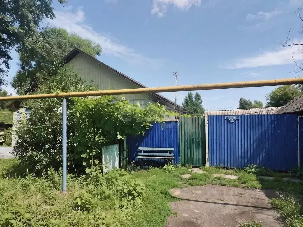Дом в Белгородская область, Прохоровский муниципальный округ, с. ... - Фото 1