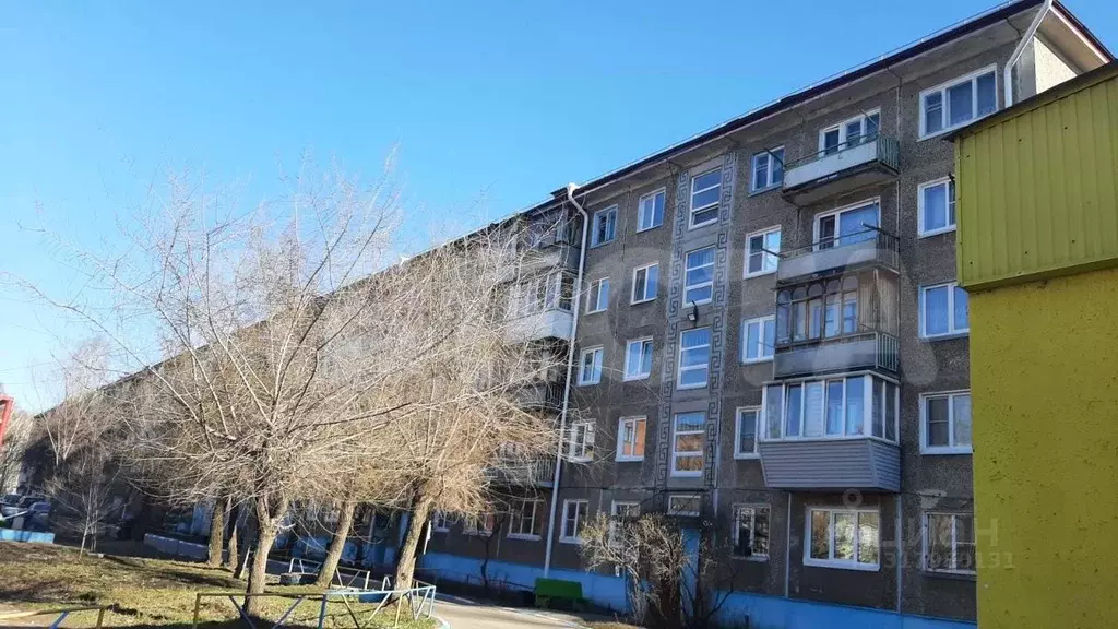 3-к кв. Омская область, Омск пос. 40 лет Октября, ул. Рощинская, 1 ... - Фото 0