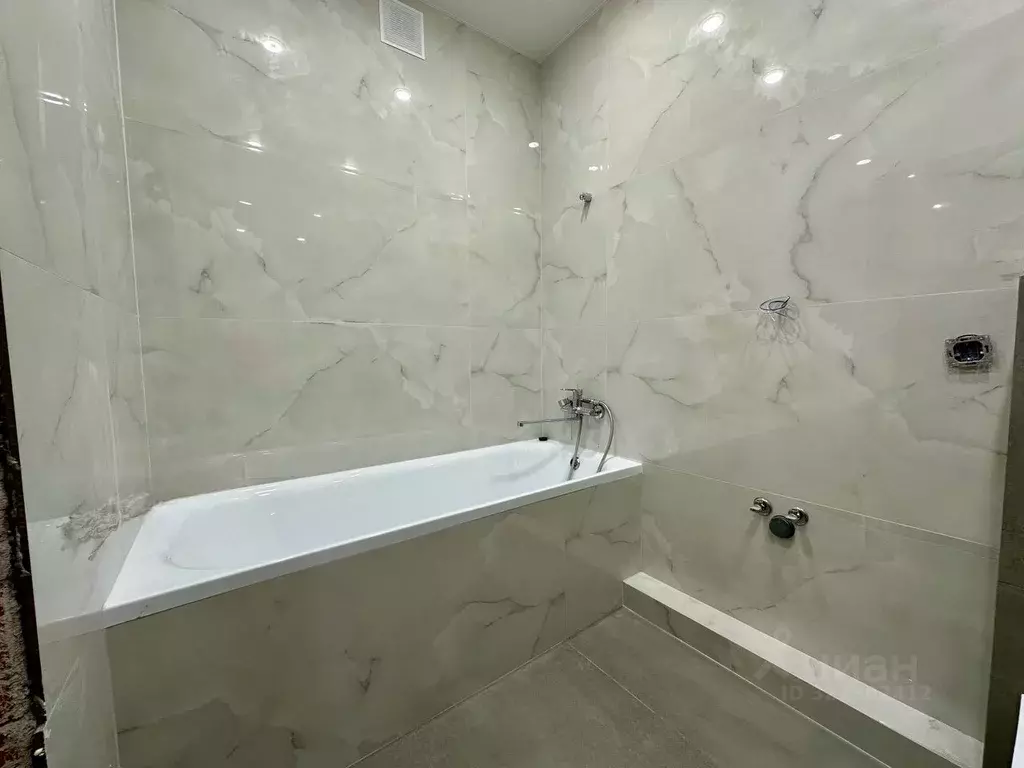 2-к кв. Калининградская область, Гурьевск Фабричная ул., 16 (56.0 м) - Фото 2