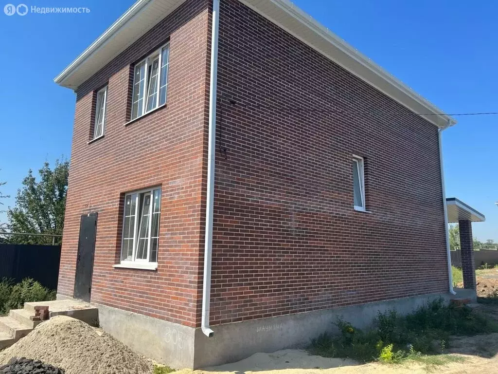 Дом в Ростов-на-Дону, Особенная улица (140 м) - Фото 1