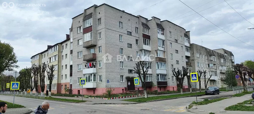 3-комнатная квартира: город Светлый, улица Тельмана, 8 (56 м) - Фото 0