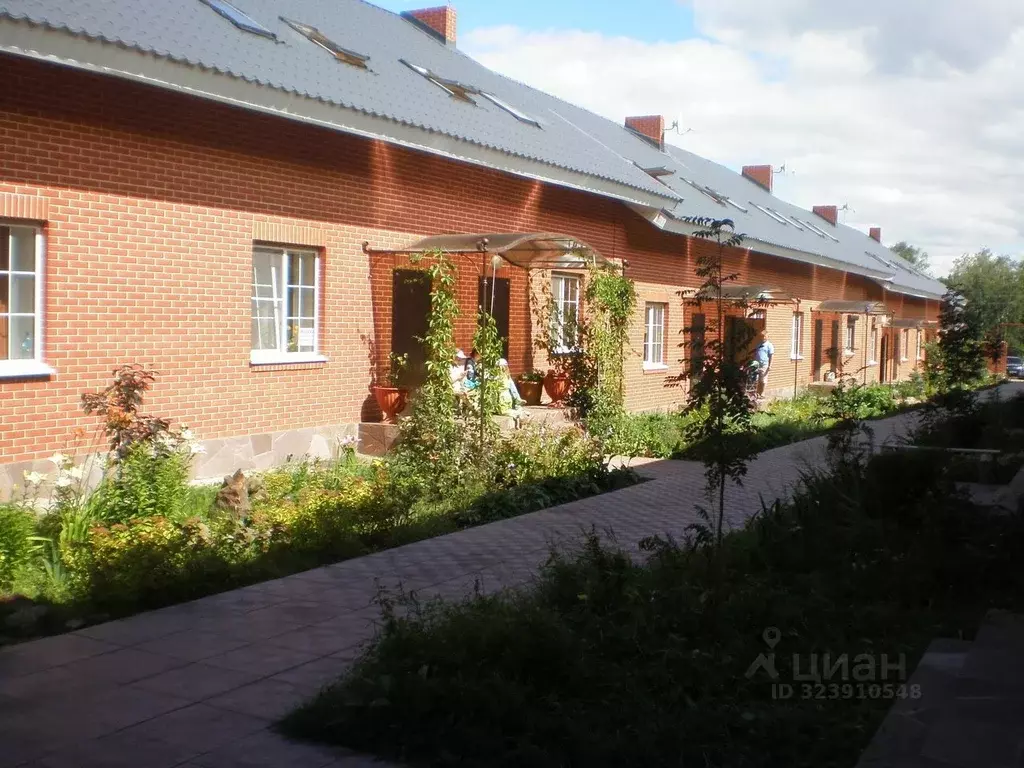 Дом в Башкортостан, Абзелиловский район, Ташбулатовский сельсовет, д. ... - Фото 1