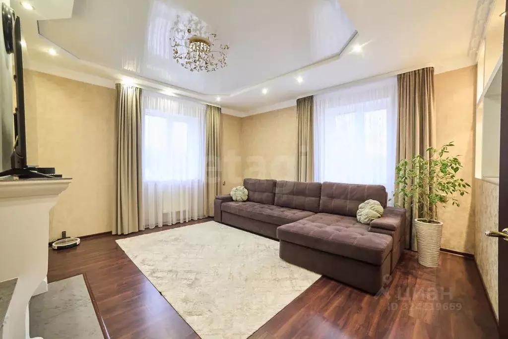 Дом в Башкортостан, Стерлитамак ул. Нефтехимиков (252 м) - Фото 1