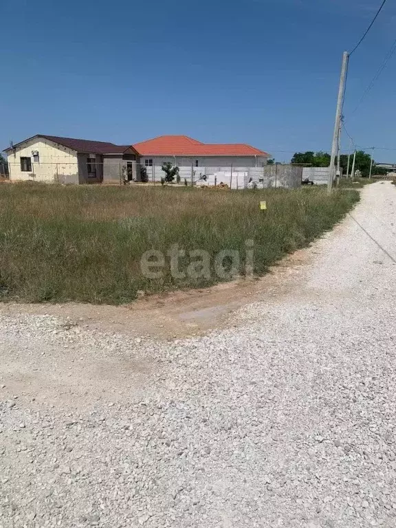 Участок в Крым, Черноморский район, с. Новосельское ул. Чумакова (8.0 ... - Фото 0