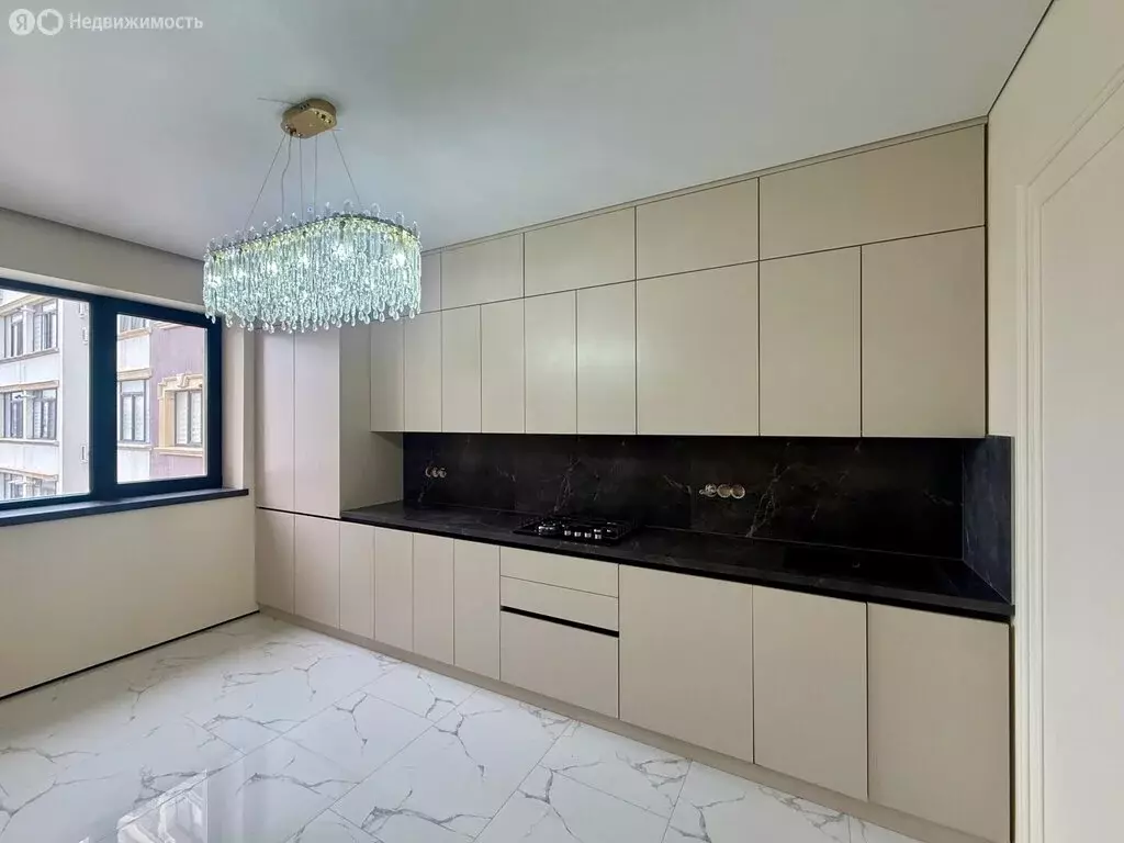 2-комнатная квартира: Дербент, улица Гейдара Алиева, 11 (75 м) - Фото 1