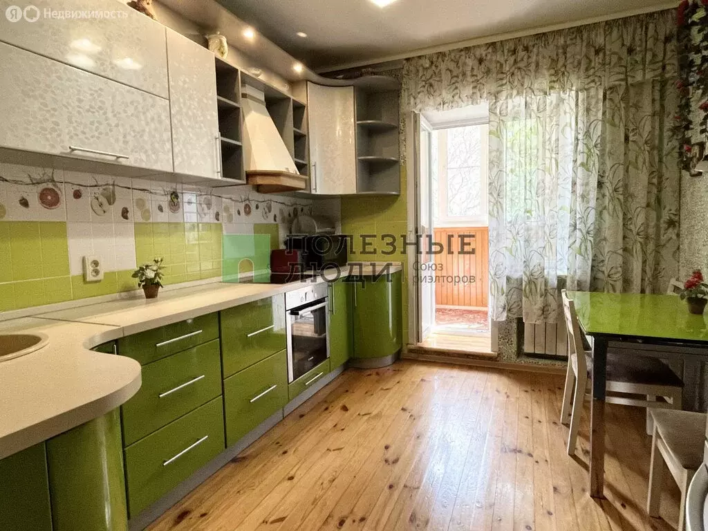 3-комнатная квартира: Орёл, улица 60-летия Октября, 11 (81 м) - Фото 0