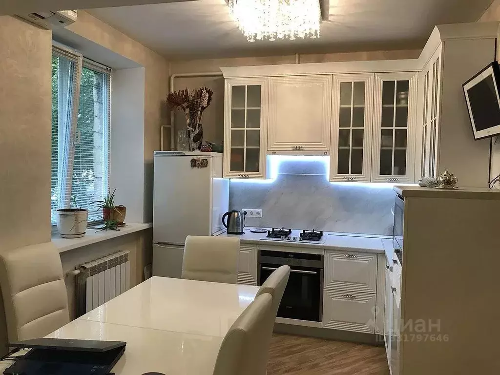 3-к кв. Москва ул. Сергея Макеева, 8 (75.0 м) - Фото 1