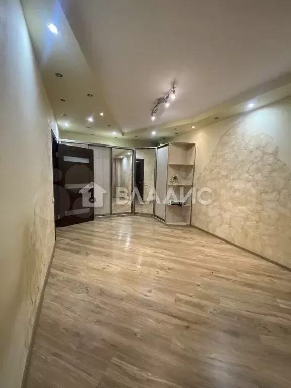 3-к. квартира, 81 м, 3/17 эт. - Фото 1