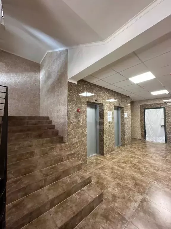 2-к кв. Северная Осетия, Владикавказ ул. Астана Кесаева, 44Вк4 (76.9 ... - Фото 2