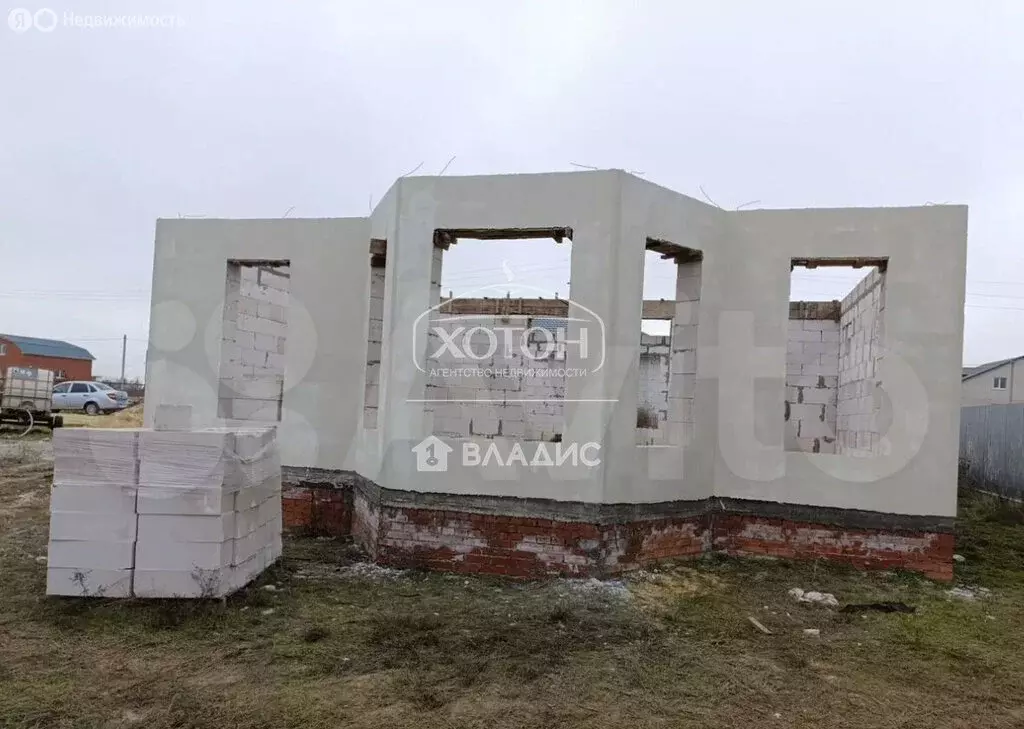 Дом в Элиста, Южный район, улица Шебенеры (130 м) - Фото 1