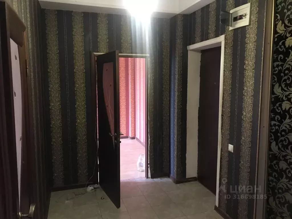 2-к кв. Дагестан, Махачкала ул. Керимова, 4 (70.0 м) - Фото 1