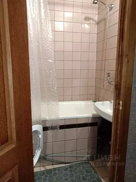 2-к кв. Саратовская область, Саратов Луговая ул., 37 (52.0 м) - Фото 1