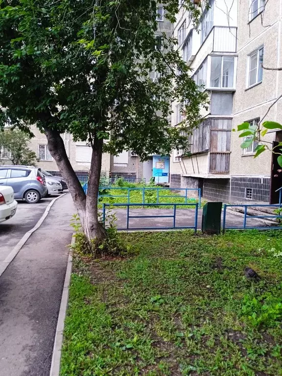 Комната Челябинская область, Челябинск ул. Чичерина, 13 (12.7 м) - Фото 1