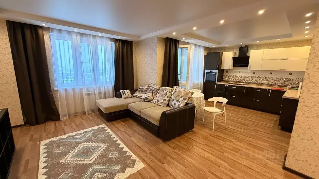 2-к кв. Омская область, Омск ул. Конева, 8к1 (77.3 м) - Фото 2