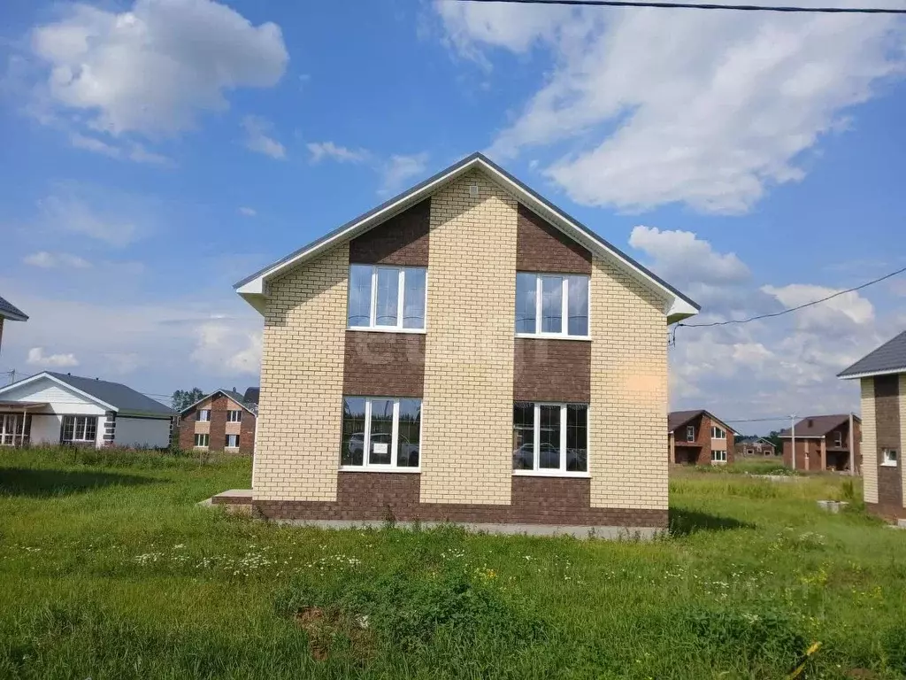 Дом в Башкортостан, Уфа городской округ, с. Нагаево ул. Михаила ... - Фото 0
