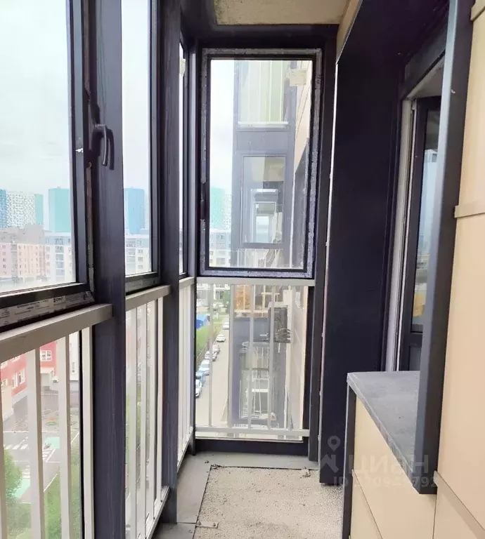 1-к кв. Красноярский край, Красноярск ул. Петра Ломако, 1А (45.4 м) - Фото 2