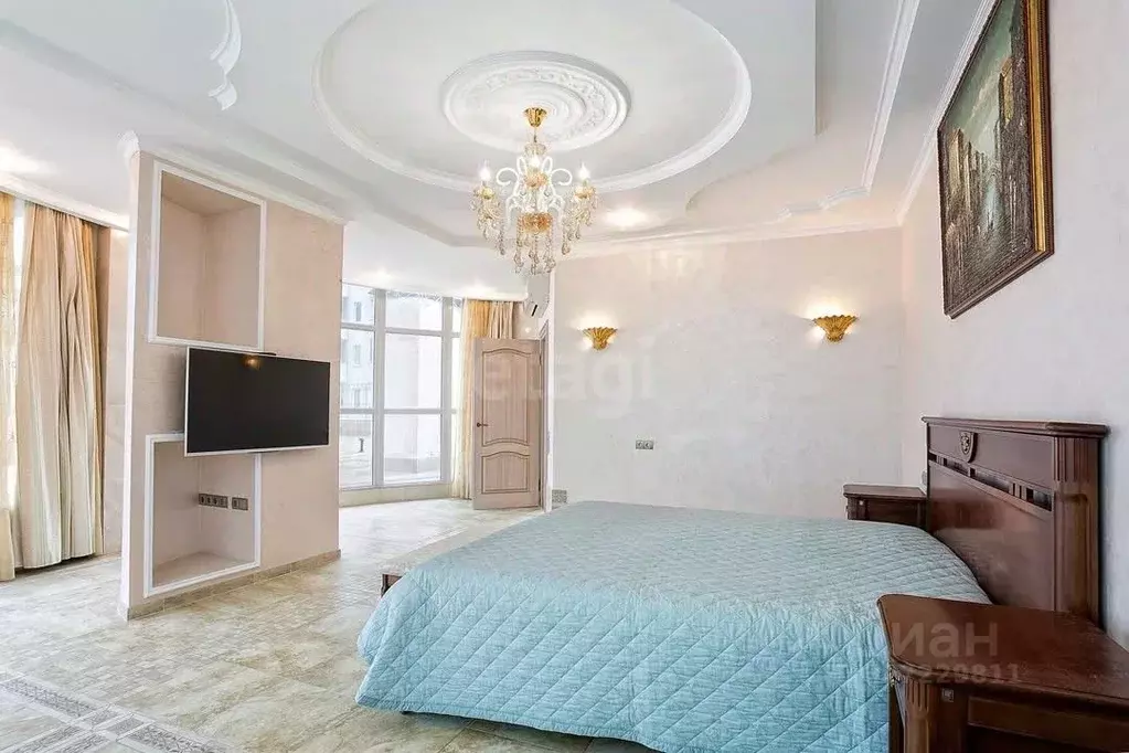 4-к кв. Крым, Ялта ул. Таврическая, 2Б (293.6 м) - Фото 2